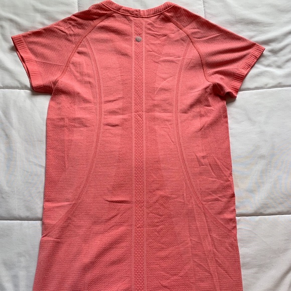 Lululemon Peach Athletic T-Shirt - Picture 3 of 6